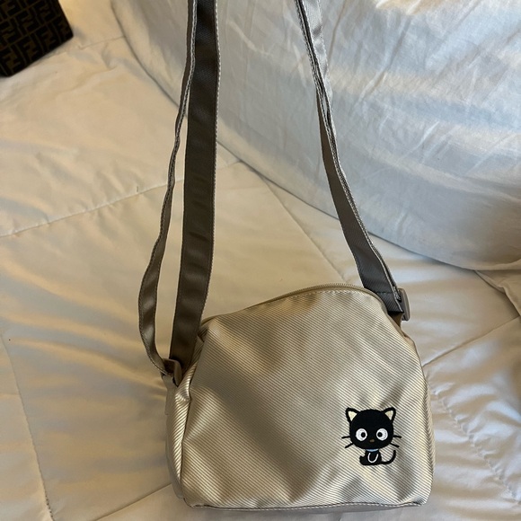 Chococat Sanrio Cream and Black Crossbody Bag - Picture 5 of 7